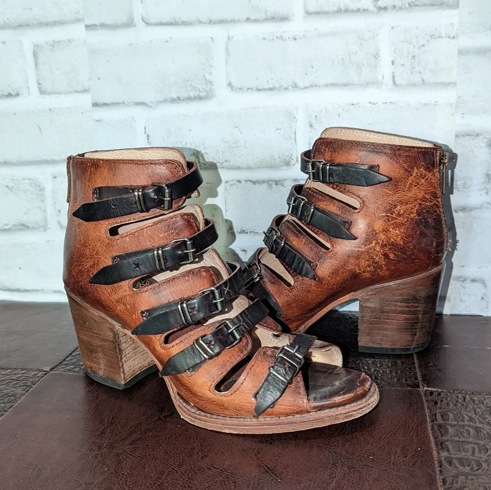 Freebird Quinn Brown Sandals by Steven Size 6